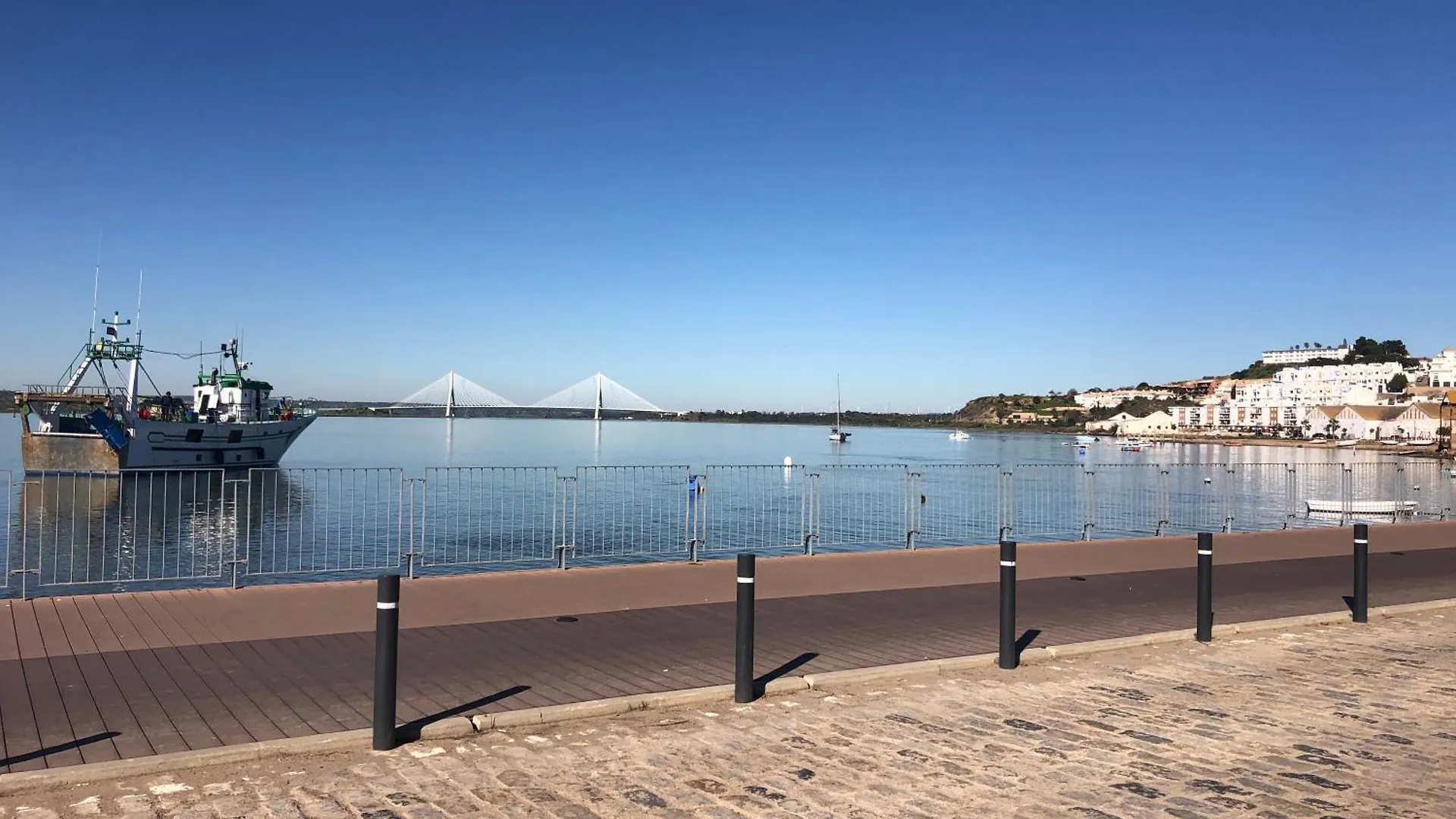 Estudio Colon Ayamonte Apartman