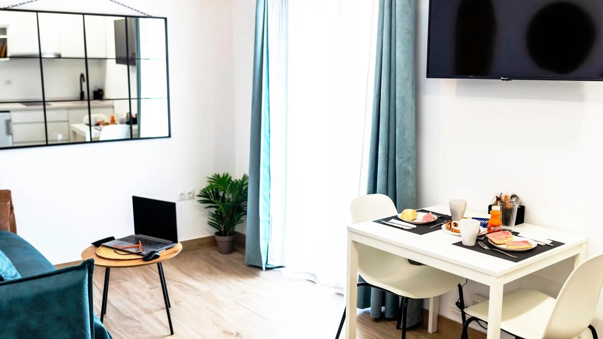 Estudio Colon Ayamonte Apartman